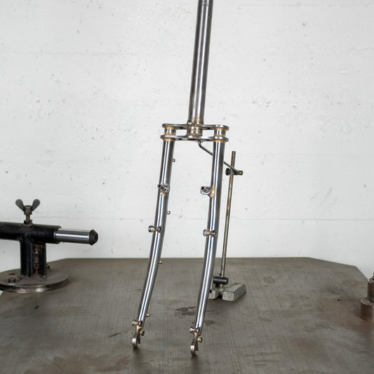 Fourche vélo de voyage - frein sur jante V-Brake